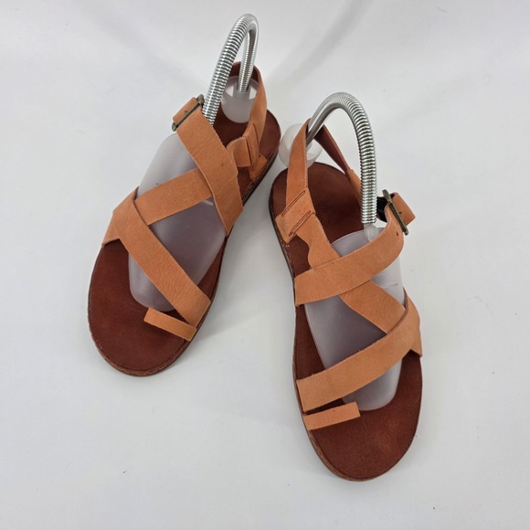 Chaco Carnelian Performance Leather Sandals, Women's Size 7, Criss Cross Straps - Picture 1 of 7